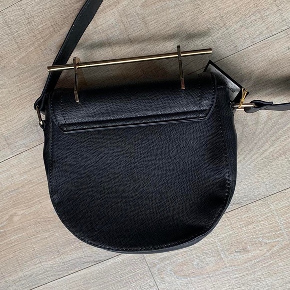 New Bebe Saddle Purse - Picture 2 of 4